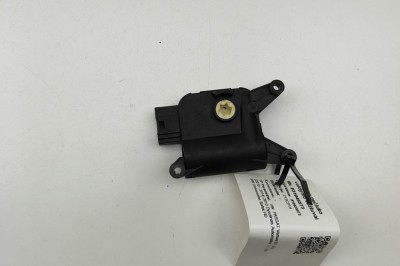 Motoras clapetă aeroterma VW PASSAT Variant B7 365 2012 OEM: 0132801362,CZ116880-2923 | 31045573 foto