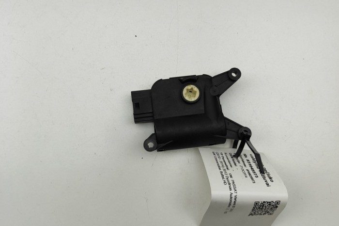 Motoras clapetă aeroterma VW PASSAT Variant B7 365 2012 OEM: 0132801362,CZ116880-2923 | 31045573