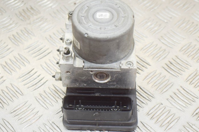 Pompa ABS BMW i3 I01 2016 OEM: 6883348,10.0917-6537.3,10.0220-0911.4,10.0625-3531.1,6883347 11708329