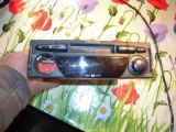 Radio-casetofon auto Grundig Easy Control 4000, NEPROBAT, lipsa un buton din fata, complet in interior, pentru piese sau reconditionare