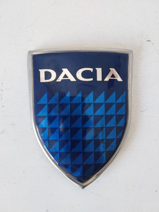 Sigla Emblema bara fata Dacia Logan 2004-2009, metalica, 12x10cm