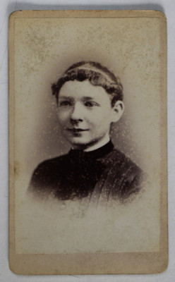FOTOGRAFIE C.D.V. , STUDIO BROWNELL , WESTMINSTER , TANARA CU BENTITA , 1883 foto