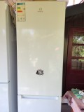 Combina frigorifica Indesit