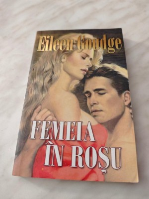 EILEEN GOUDGE: FEMEIA IN ROSU foto