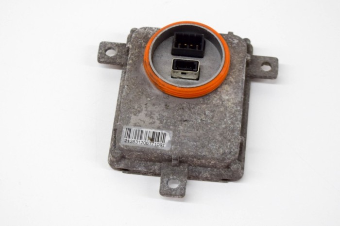 Unitate de control lumini xenon VW PASSAT B7 362 2012 OEM: 8K0941597B 13572782