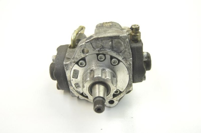Pompa de combustibil MAZDA 6 Sedan GG 2005 OEM: Sedan | 1716880