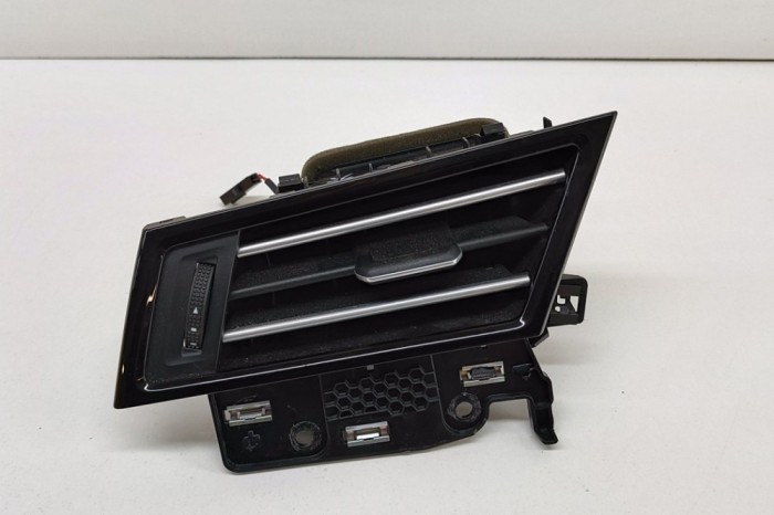 Gura de ventilație planșa de bord VW ARTEON 3H7 2017 OEM: 3G1819701 25681765