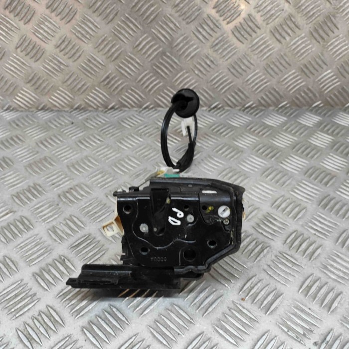 &Icirc;ncuietoare ușă dreapta față PORSCHE MACAN 95B 2015 OEM: 8J1837016F 27397314