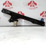 Cumpara ieftin Macara geam cu motoras dreapta fata Fiat Doblo 2010 &ndash; 2021