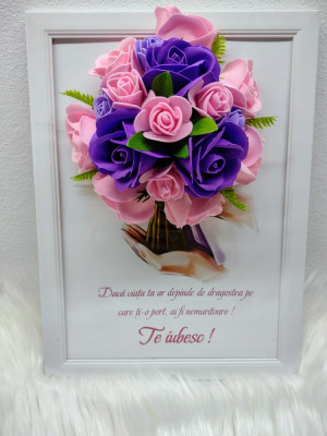 Rama A4 cu decorațiune de flori de săpun și text &amp;quot;Te iubesc&amp;quot; foto