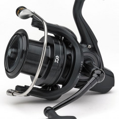 Mulineta Daiwa Windcast 5500 QDA -460M/0,35mm.-4+1 rul. tambur rez Al