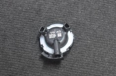 Senzor de impact st&acirc;nga față VW PASSAT B8 3G2 2015 OEM: 3Q0959354