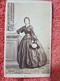 Fotografie CDV Sec XIX, Femeie cu Poseta, Albumina, 11x6 cm