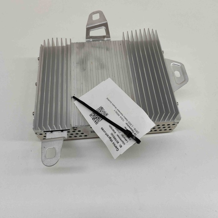 Amplificator de sunet TESLA MODEL Y 2022 OEM: 1507152-01-B