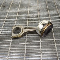 Piston AUDI Q5 8R 2010 OEM: 06H198401A06H107065BE 3541989