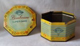 KANDIA produse zaharoase - Bomboane superioare, cutie veche din tabla litografiata, anul 1951 - AMT - Ambalajul metalic Timisoara