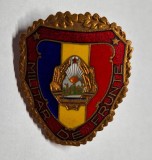 Insigna Militar de Frunte - varianta stema mare 1970