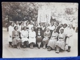 FEMEI DIN ARDEAL , FOTOGRAFIE DE GRUP IN TIMPUL UNEI SARBATORI RELIGIOASE , FOTOGRAFIE MONOCROMA, DATATA 1931