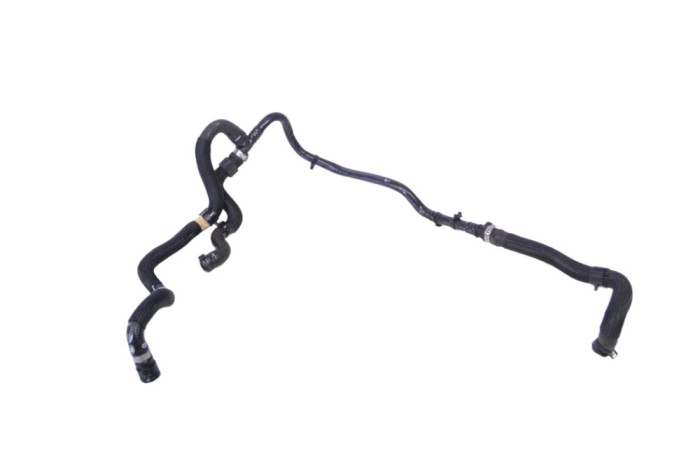 Furtun de lichid de răcire JAGUAR I-PACE X590 2019 OEM: J9D3-8D152-AD 15384228