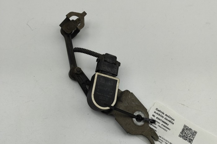 Senzor de nivel &icirc;nălțime dreapta spate MERCEDES-BENZ E W213 2018 OEM: A0009053704 | 30739983