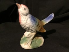 Decor / Vintage / Colectie - Bibelou din portelan pasare model deosebit !