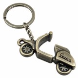 Breloc pentru chei scooter retro din metal, finisaj vintage bronz