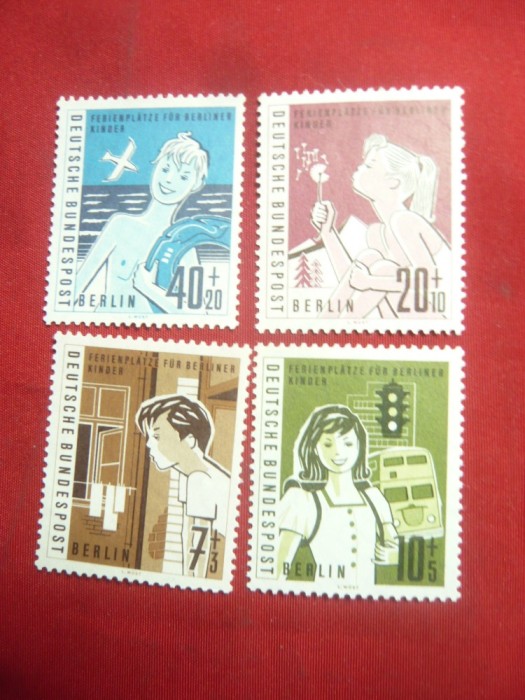 Serie Ajutor pt.copii Berlin 1960 , 4 valori