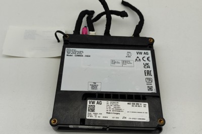 Modul de control Bluetooth AUDI E-TRON GT 2023 OEM: 4KE035282H,4KE035282B 31457429 foto