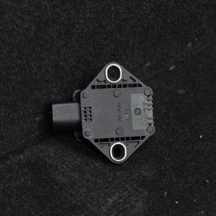 Senzor de accelerație AUDI A5 8T3 2010 OEM: 8K0907637A,0265005667 1499323