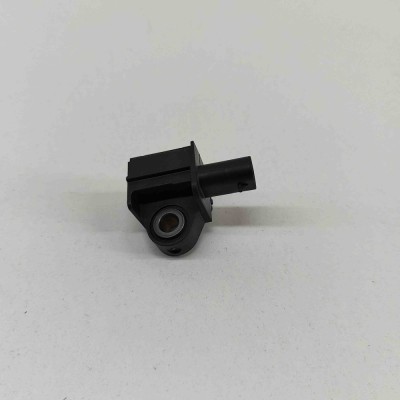 Senzor de impact dreapta spate VW T-ROC A11 2023 OEM: 5Q0959651B | 25890781 foto