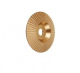 Disc slefuit,modelat,sculptura lemn ,diametru 125 mm,model conic