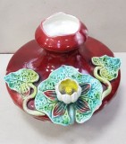 VAS DECORATIV ART NOUVEAU MAJOLICA DECORAT CU FLOARE DE NUFAR