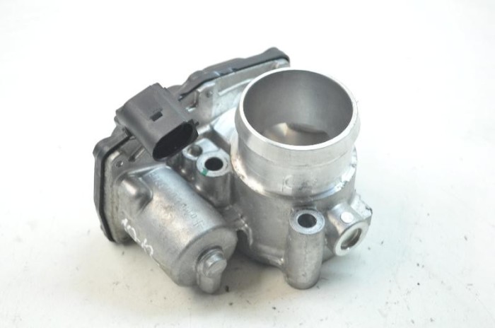 Corp clapetă FORD ECOSPORT 2018 OEM: CM5G-9F991-GA 10844522