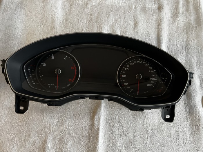 Ceas Bord Audi OEM