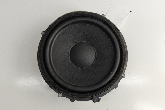 Difuzor ușă dreapta față TESLA MODEL X 2018 OEM: 1004833-03-A 30187675