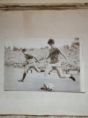 Fotbal: Steaua - F. C. Olt 5-0 - fotografie de presa 1987 Lacatus, I. Dumitrescu foto