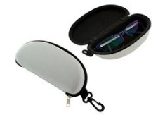Etui ochelari, plastic, gri/negru, 17x8.5 cm