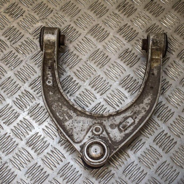 Braț superior dreapta față BMW 5 Touring F11 2014 OEM: 6775967 2540411