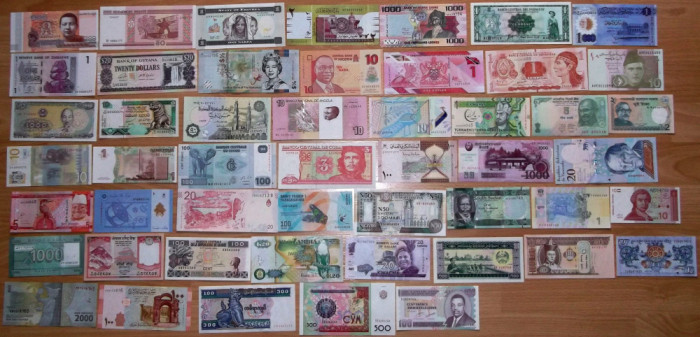 COLECTIE LOT 50 BANCNOTE DIFERITE DIN 50 TARI (UNELE MAI RARE) UNC **