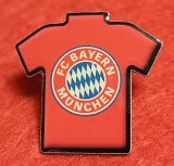Insigna fotbal - FC BAYERN MUNCHEN (Germania)-produs nou