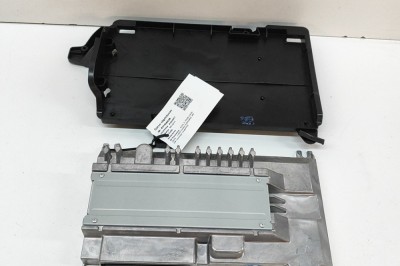 Amplificator de sunet AUDI E-TRON GEN 2020 OEM: 4N0035223C,4N0035223,4KE907461 | 31656038 foto