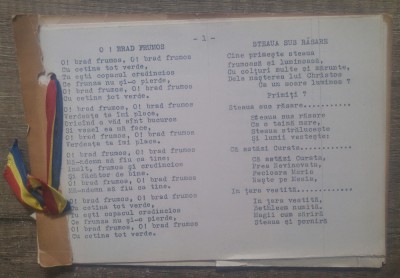 Mic carnet cu colinde// redactat la masina de scris foto