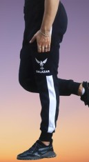 Pantaloni trening barbati negri