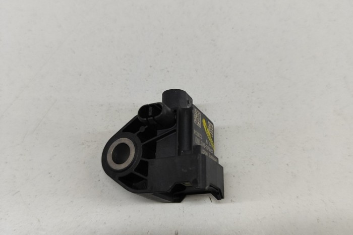 Senzor de impact dreapta față KIA XCEED CD 2020 OEM: 95920-M6100 28099000