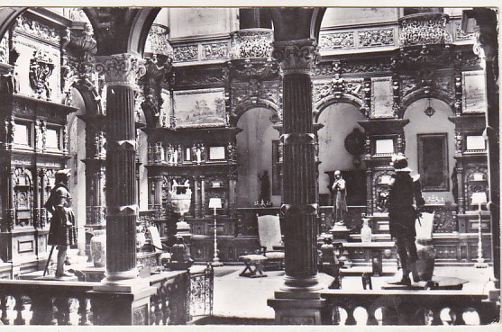 bnk cp Sinaia - Muzeul Peles - Holul de onoare - circulata