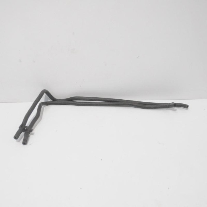 Furtun de lichid de răcire AUDI Q5 8R 2011 OEM: 04L122157A 2343935