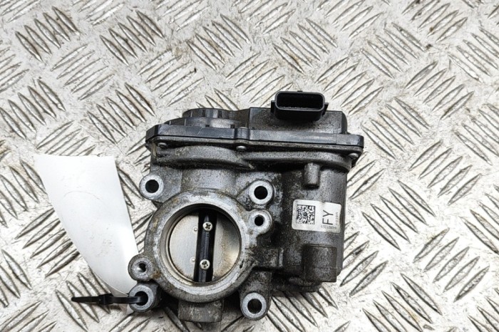 Corp clapetă RENAULT CAPTUR J5_ 2014 OEM: 161206038R 25803962
