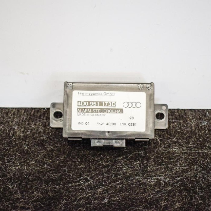 AUDI A8 D2 4D2, 4D8 2001 OEM: 4D0951173D SKU: 2973896