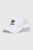 adidas Originals sapca culoarea alb, cu imprimeu, IS3015