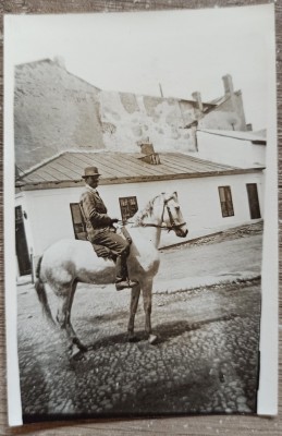 Barbat calare, Caracal perioada interbelica// fotografie foto